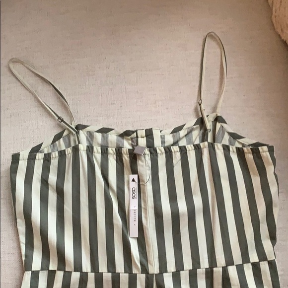 NWT! ASOS Petite Jumpsuit - Picture 6 of 10